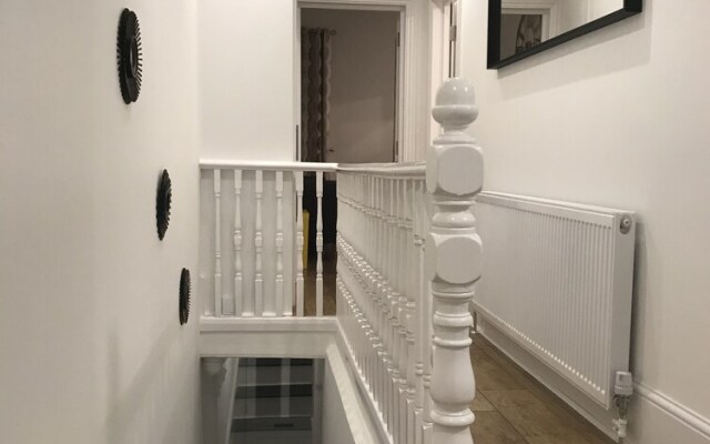 Woodgrange 2 bedroom apartment