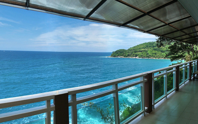 Secret Cliff Villa