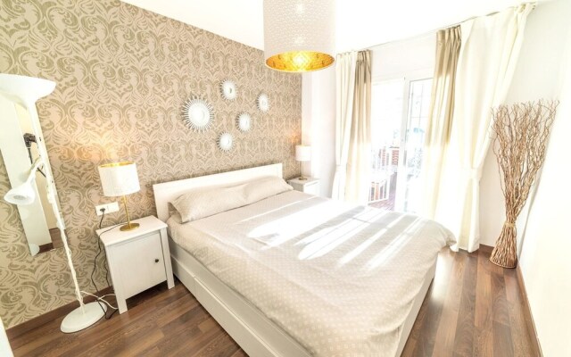 Apartment With 2 Bedrooms in Benalmádena, With Wonderful Mountain View