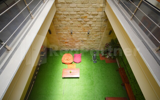 One & Quin Guest House Syariah