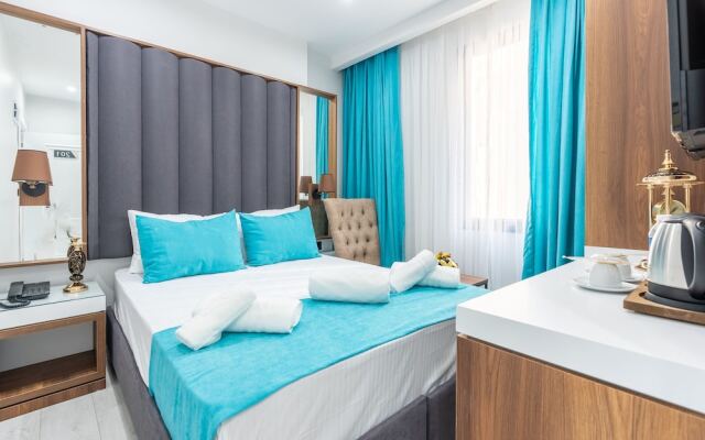 WP White Palace Hotel