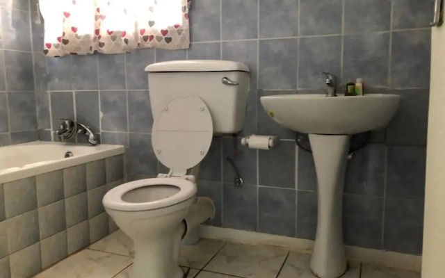 Sunflower Guesthouse Noordwyk - Midrand