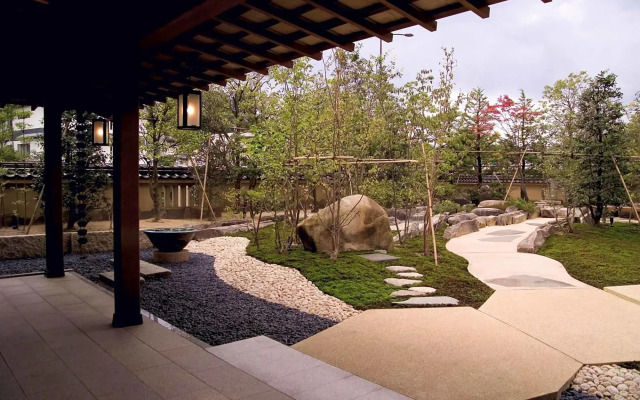 Hanamurasaki