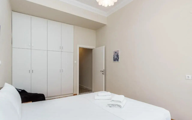 C.4 Red Rose #colony_central_apartment