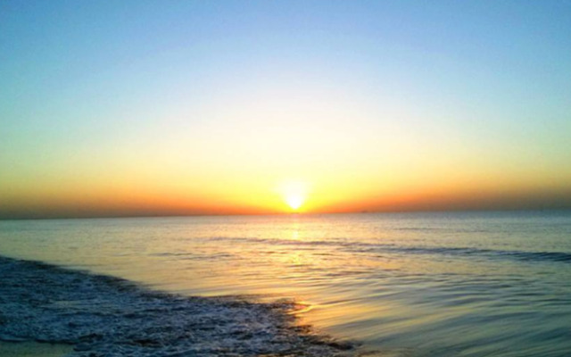 Chonpines Hotel·Rizhao Yingbing Road RT-Mart