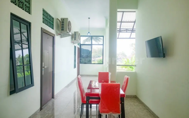 Trubus Guesthouse Syariah Magelang Mitra RedDoorz
