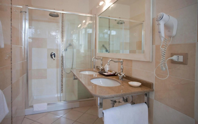 Hotel La Pace