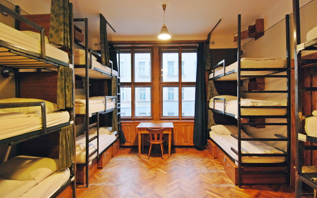 Sir Toby's Hostel