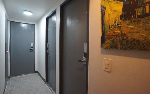 Blue Mansion Guesthouse