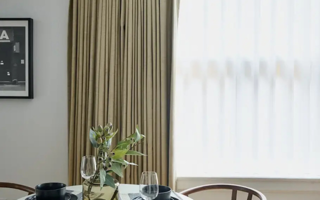 Rusk House Serviced Apartments