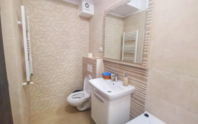 Lovely Apartment 2 Room Palas Mall