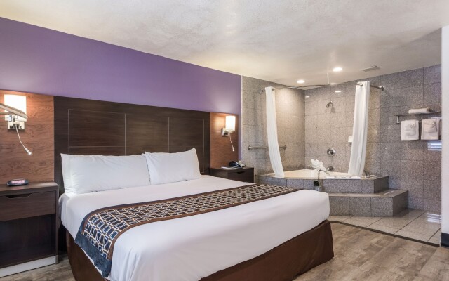 Rodeway Inn near Downtown Monterey