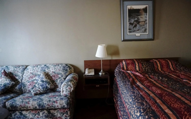 The Ritz Cafe and Motor Inn