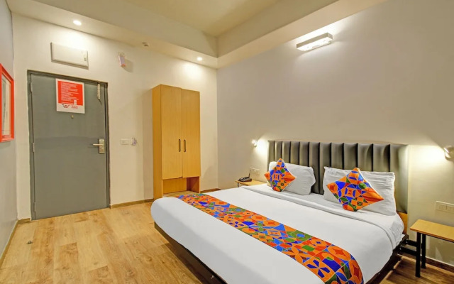 Fabhotel White Ridge Shivam