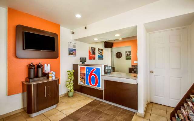Motel 6 Youngtown, AZ - Phoenix - Sun City