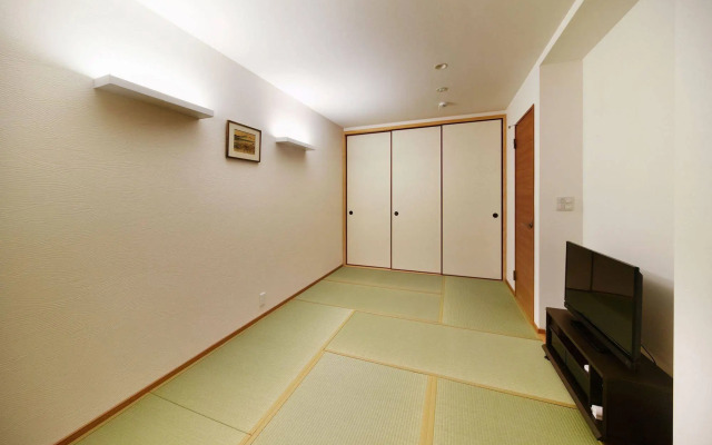 Aya inn Karasuma Gojo