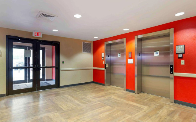 Extended Stay America Suites Atlanta Perimeter Crestline