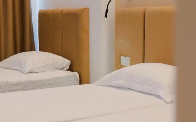 Hotel ABA