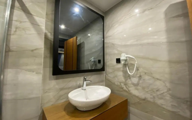 Akin Suit Otel