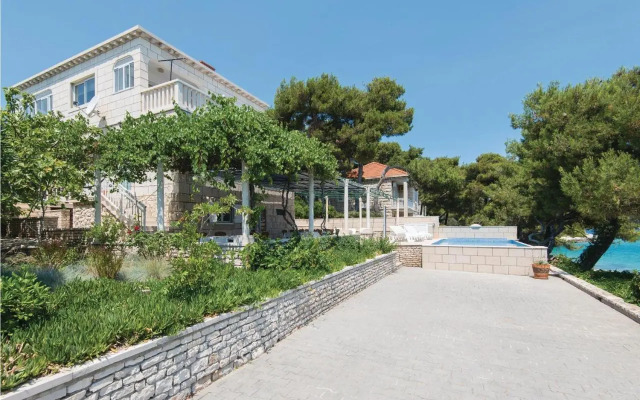 Apartment Koludrt bb Croatia
