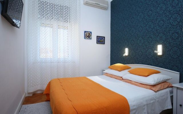 Apartments Marmont