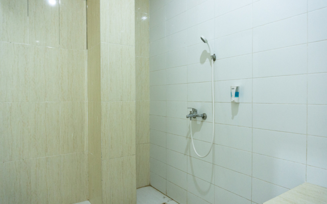 RedDoorz Plus @ Ende City Center