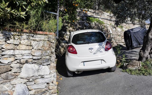 Seaview Apartment With Garden in Recco by Wonderful Italy