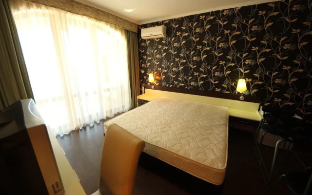 Grand Hotel St.Vlas - Menada Apartments
