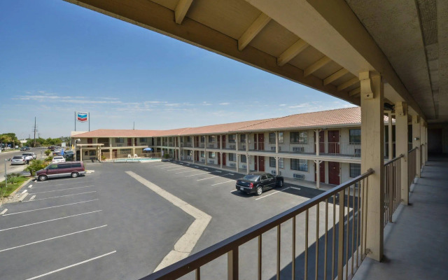 Best Western Hanford Inn