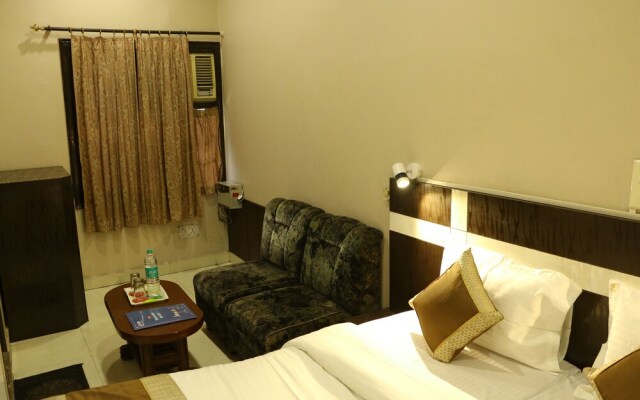 OYO 3625 Hotel Surya