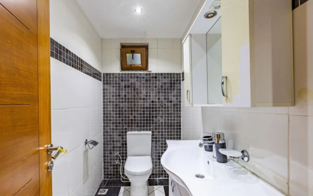 Phenomenal Duplex Flat Near Nisantasi in Besiktas