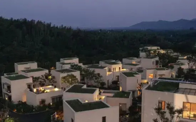Blossom House Changxing
