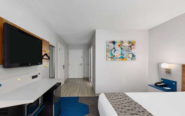 Microtel Inn by Wyndham Bowling Green