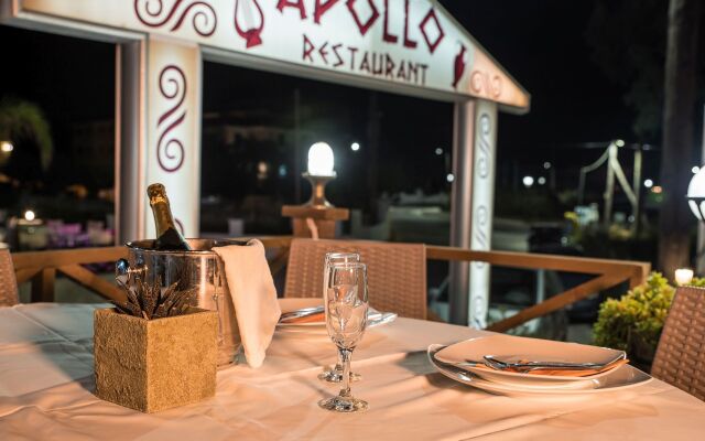 Aphrodite Studios & Apartments