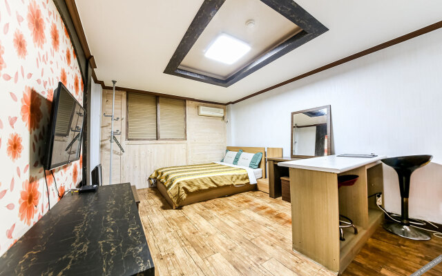 Buan Gyeokpo Chaeseok Resotel Oakville