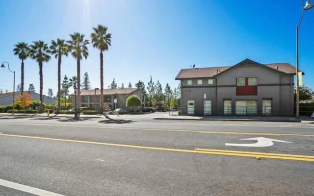 Mission Peak Lodge