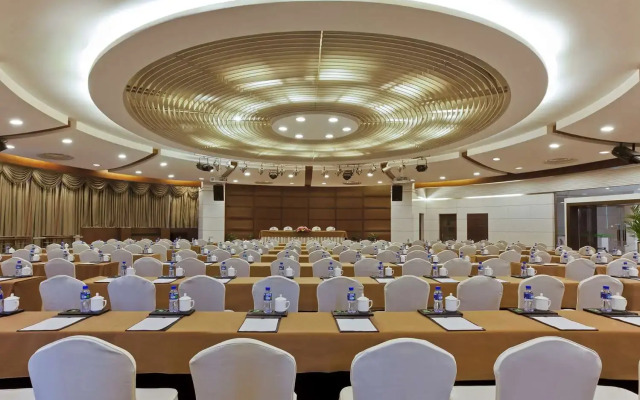 Plus Hangzhou Meiyuan Hotel