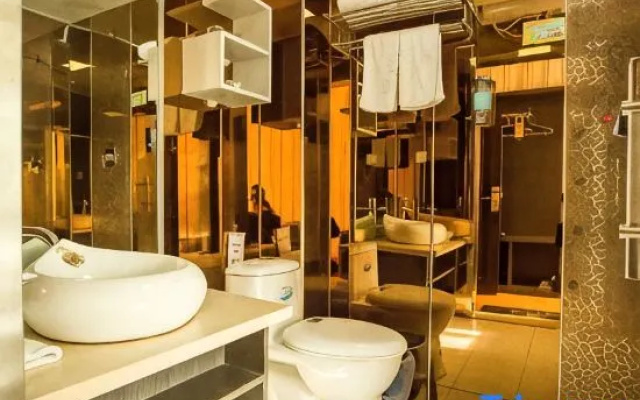 Haitang Hotel (Heihe Railway Street Shop) – Bathroom – Heihe