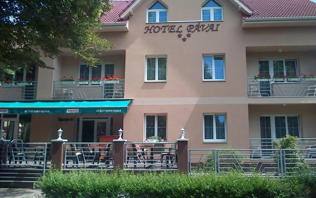 Hotel Pávai