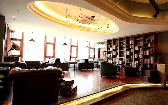 James Joyce Coffetel Beijing Songjiazhuang Metro Station