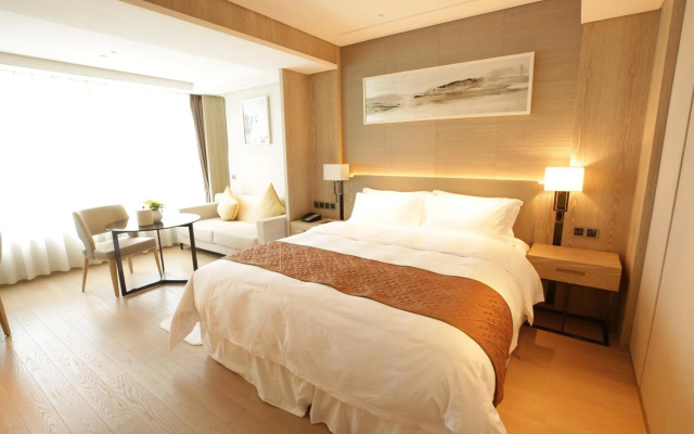 FY Hotel - Image 7