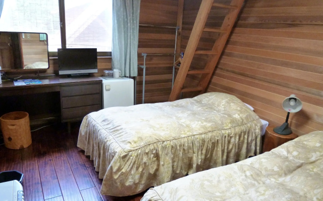 Hakuba Brownie Cottage – Guest Rooms – Hakuba