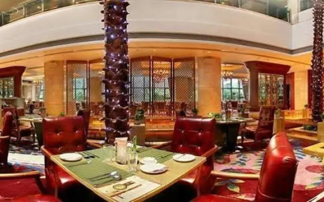 King Century Hotel