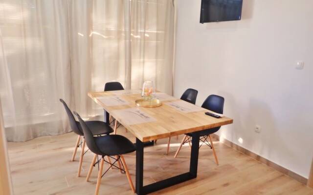 Apartments Danijel-in the Centre of Starigrad