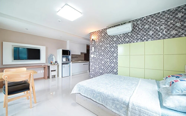Jeju Moolmaerang Pension