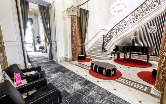 C2 hôtel