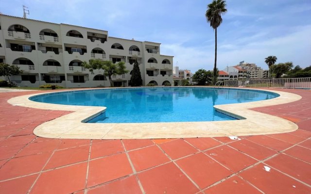 Albufeira Twins 1 With Pool by Homing