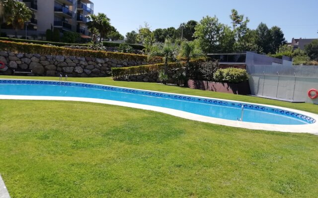 Residencial Paradise Village B