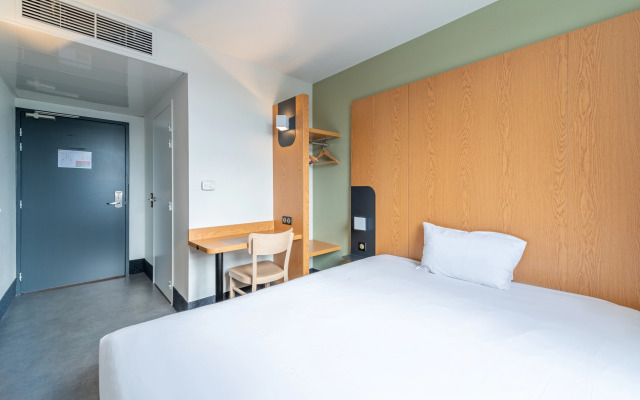 B&B HOTEL Lieusaint Carré Sénart