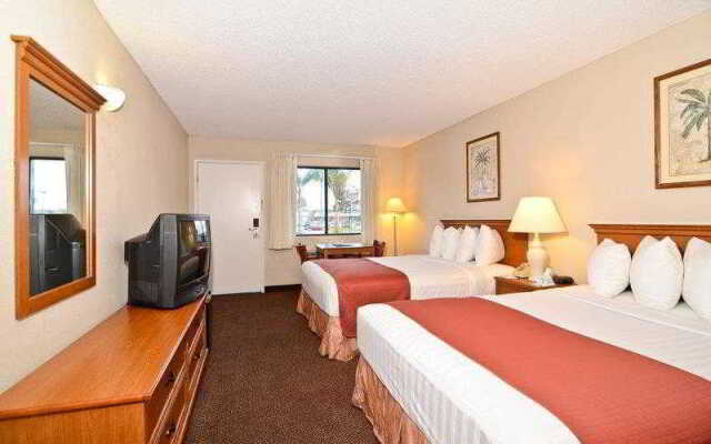 Best Western Golden Triangle Inn - Closed